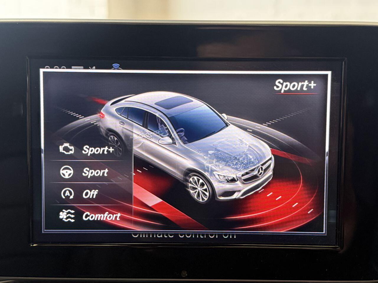 Mercedes-Benz GLC view 52