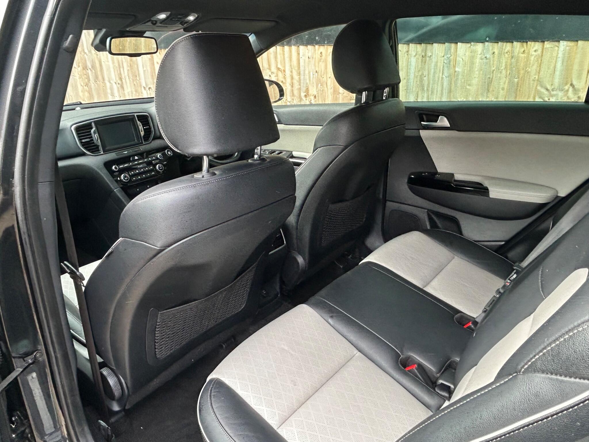 Kia Sportage view 28