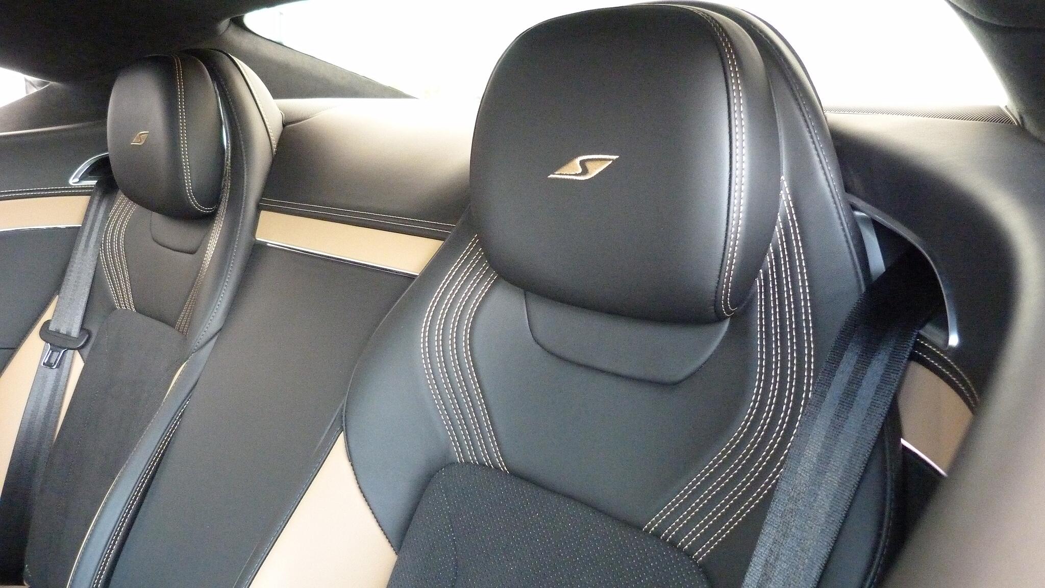 Bentley Continental view 20