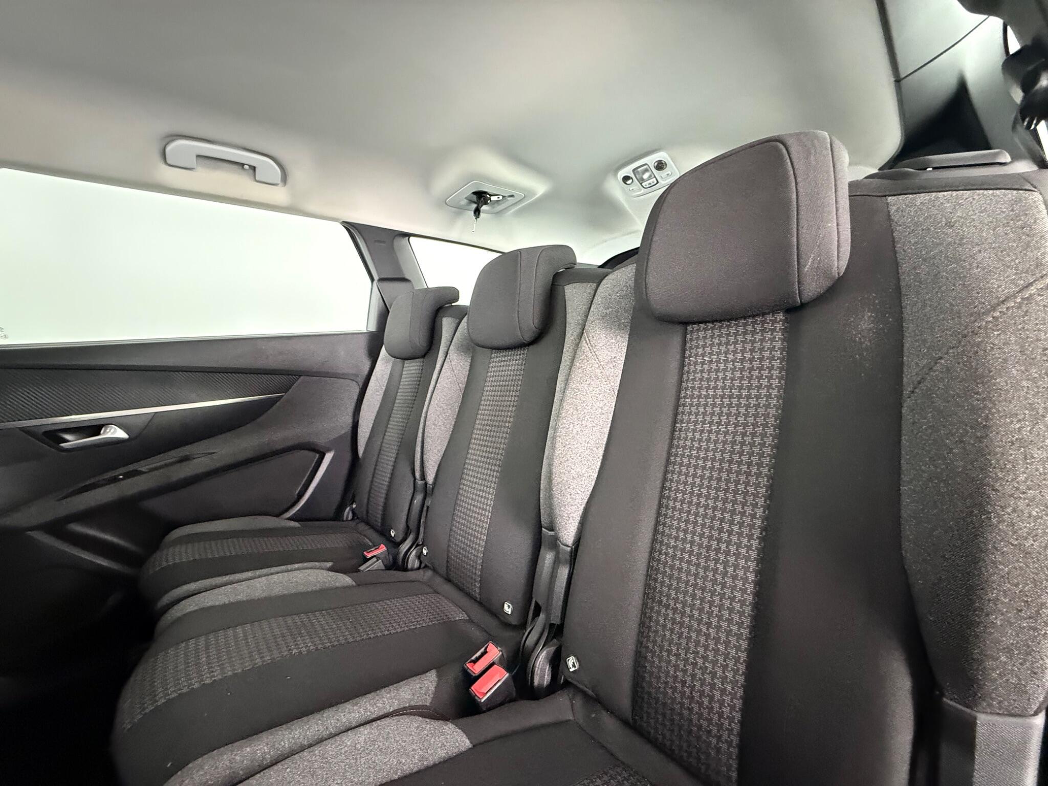 Peugeot 5008 view 31