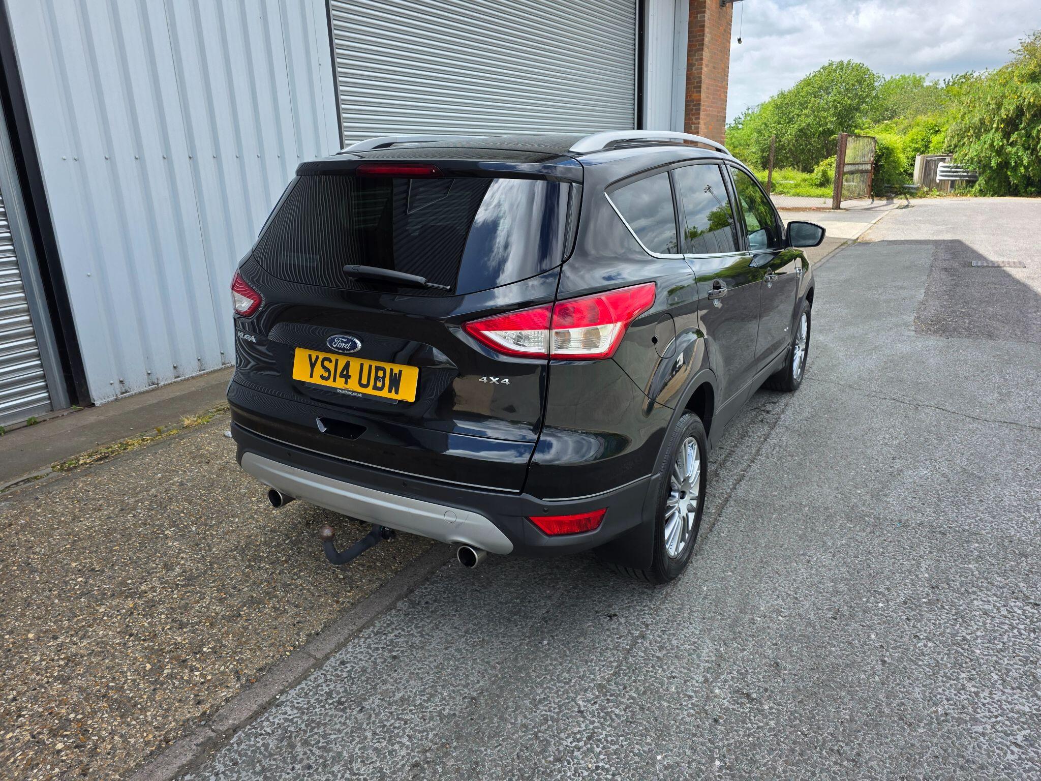 Ford Kuga view 11