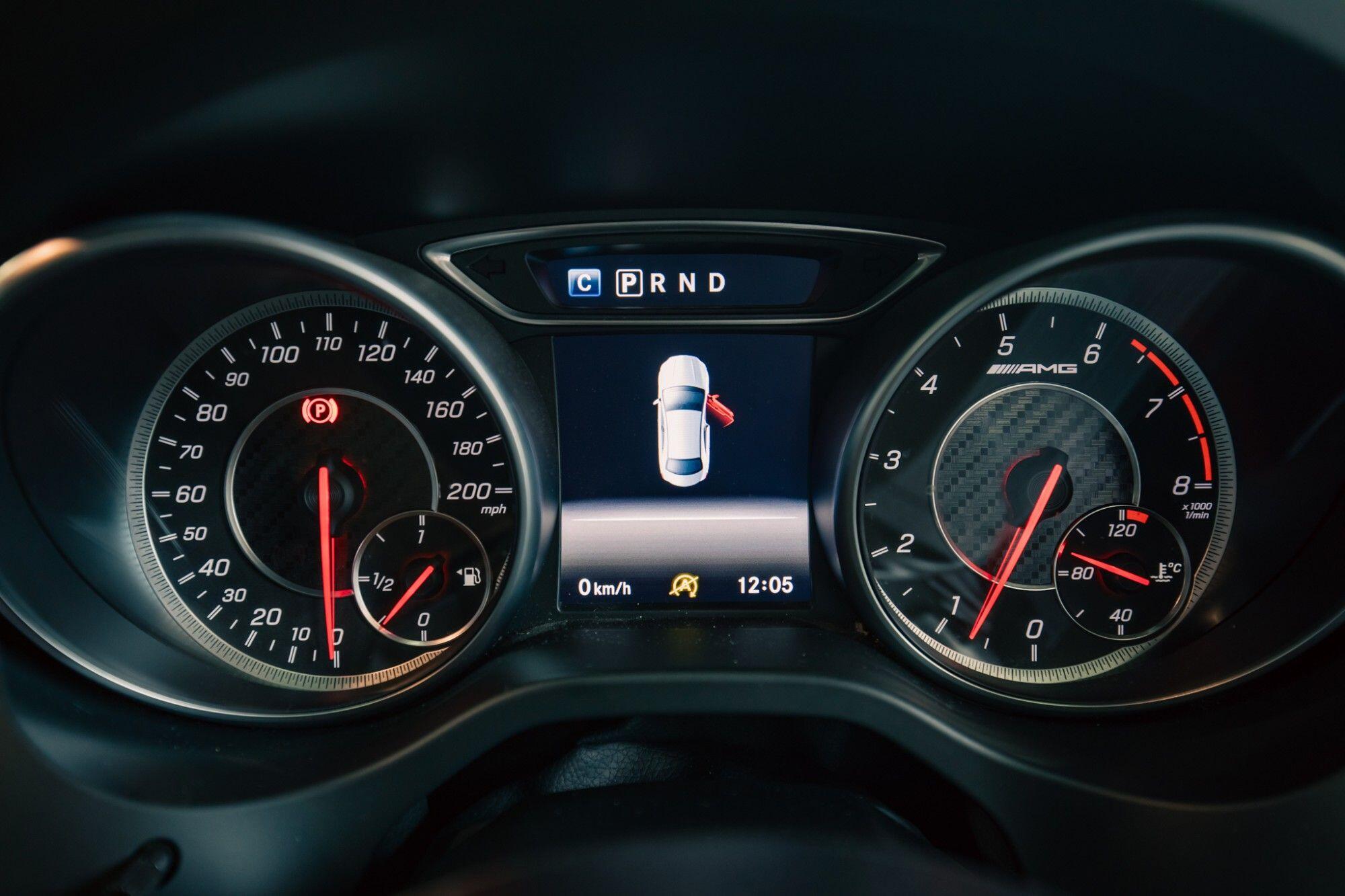 Mercedes-Benz CLA view 16