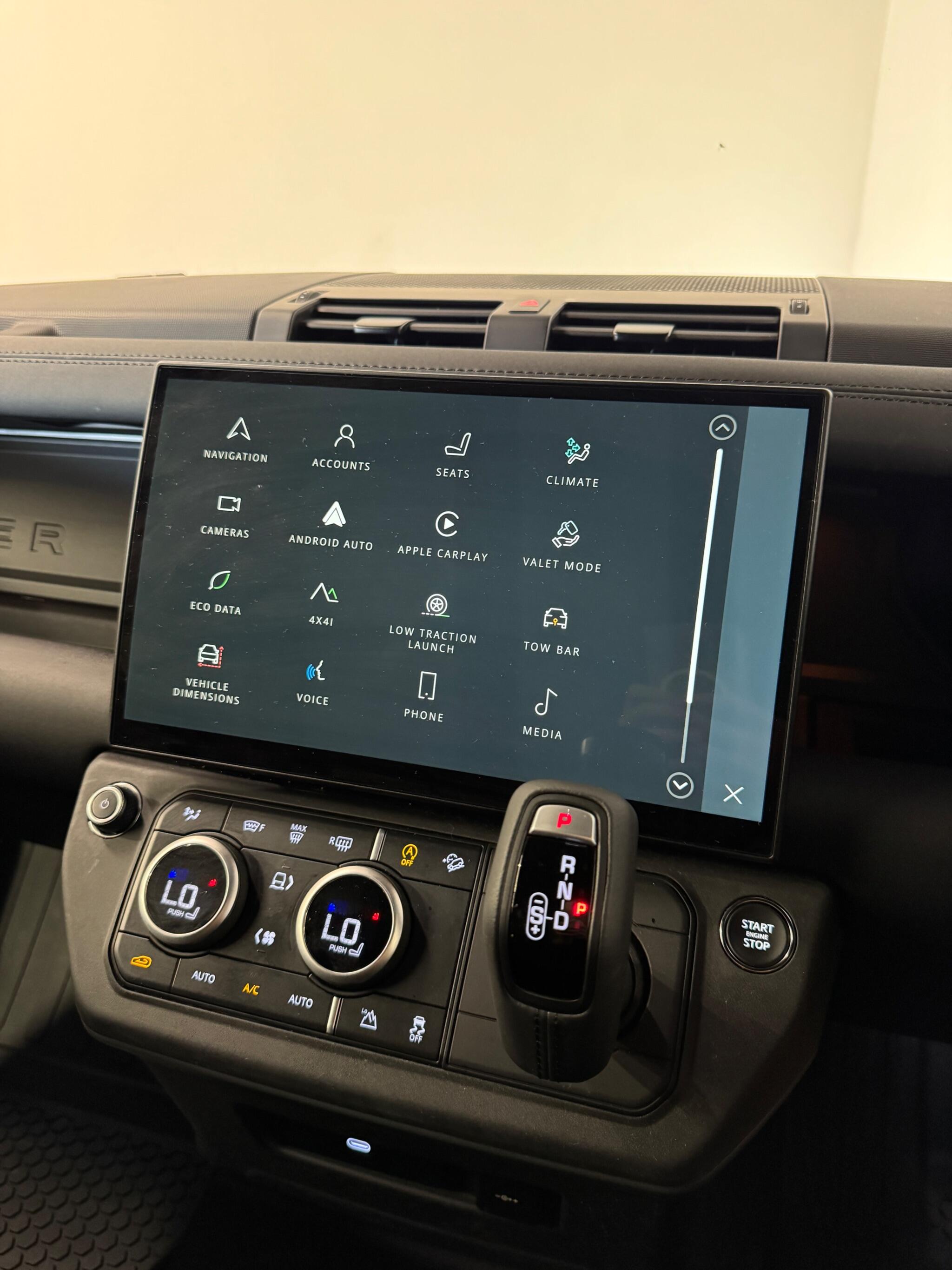 Land Rover Defender view 21