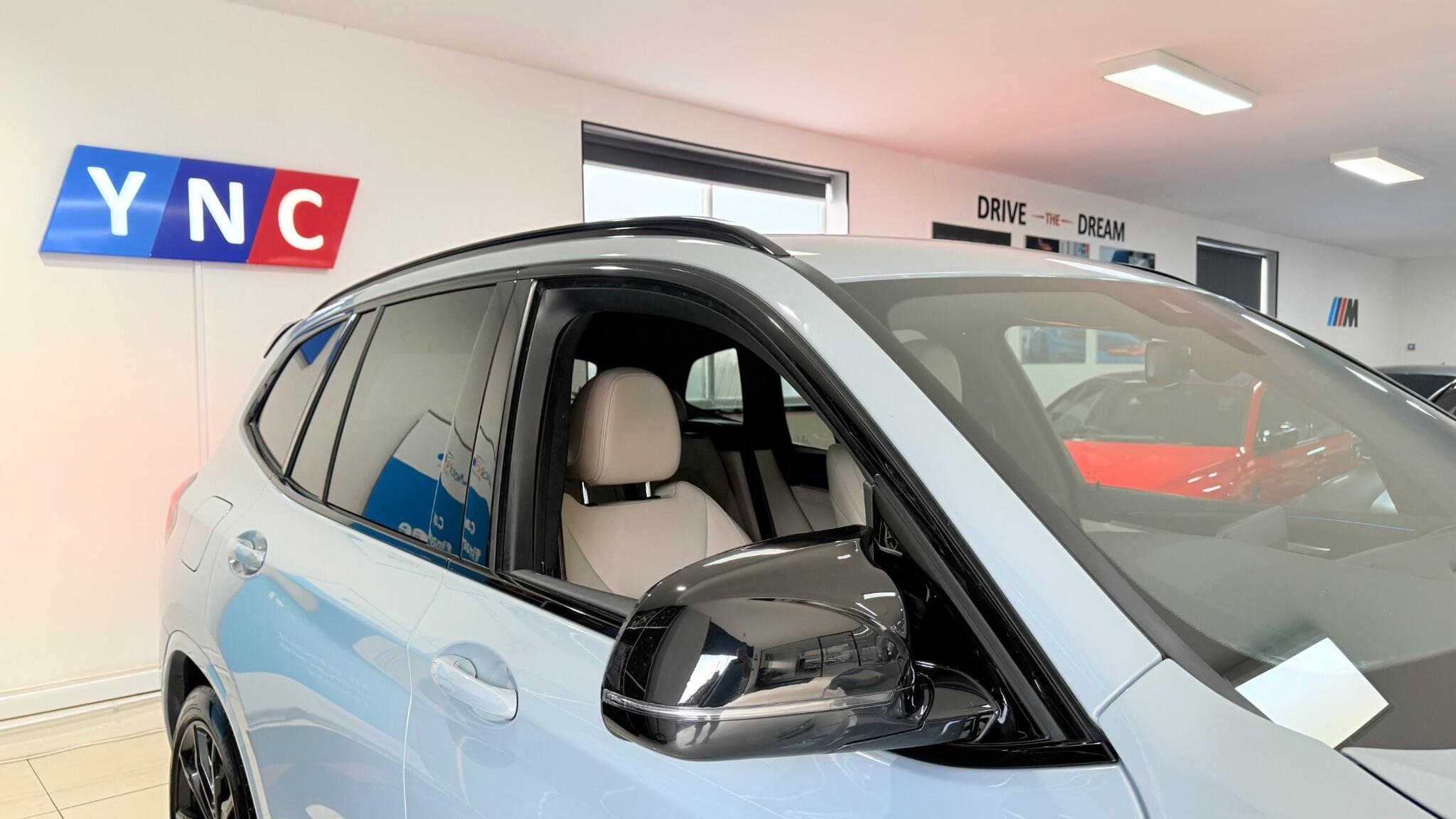 BMW X3 view 42