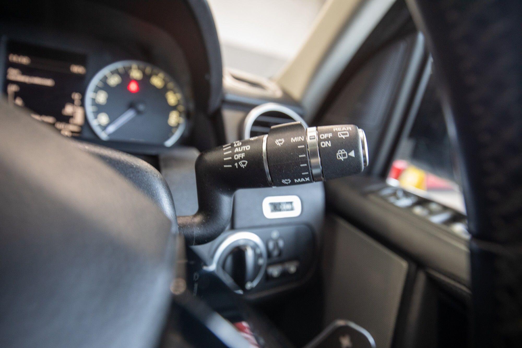 Land Rover Discovery view 36