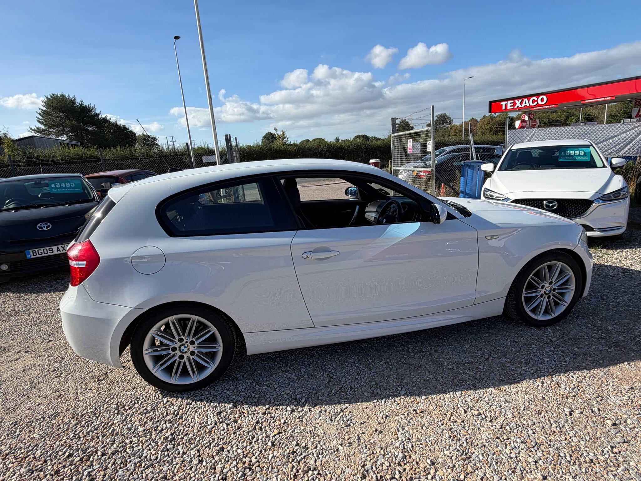 BMW 1 Series view 10
