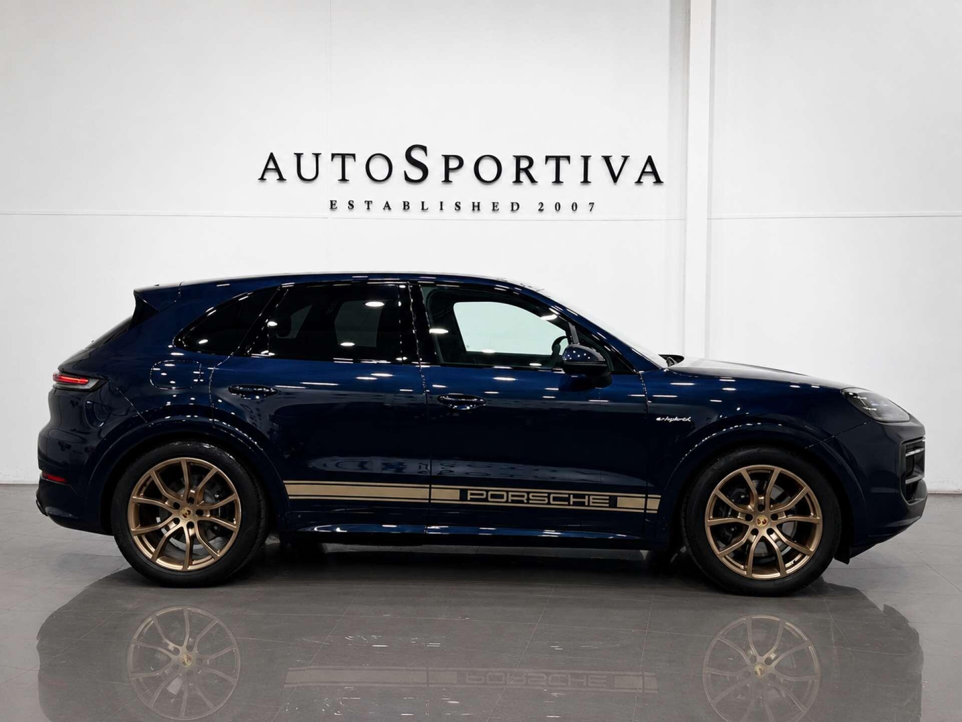 Porsche Cayenne view 3