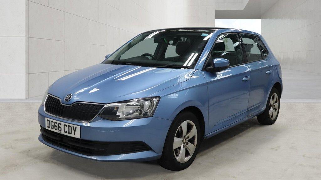 Skoda Fabia view 3