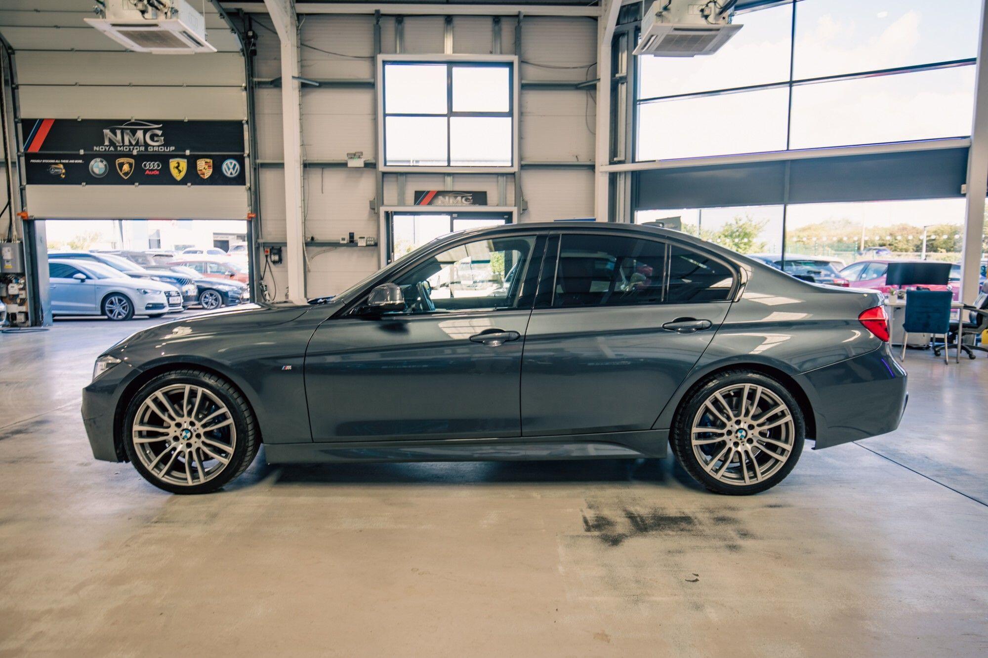 BMW 3 Series view 26