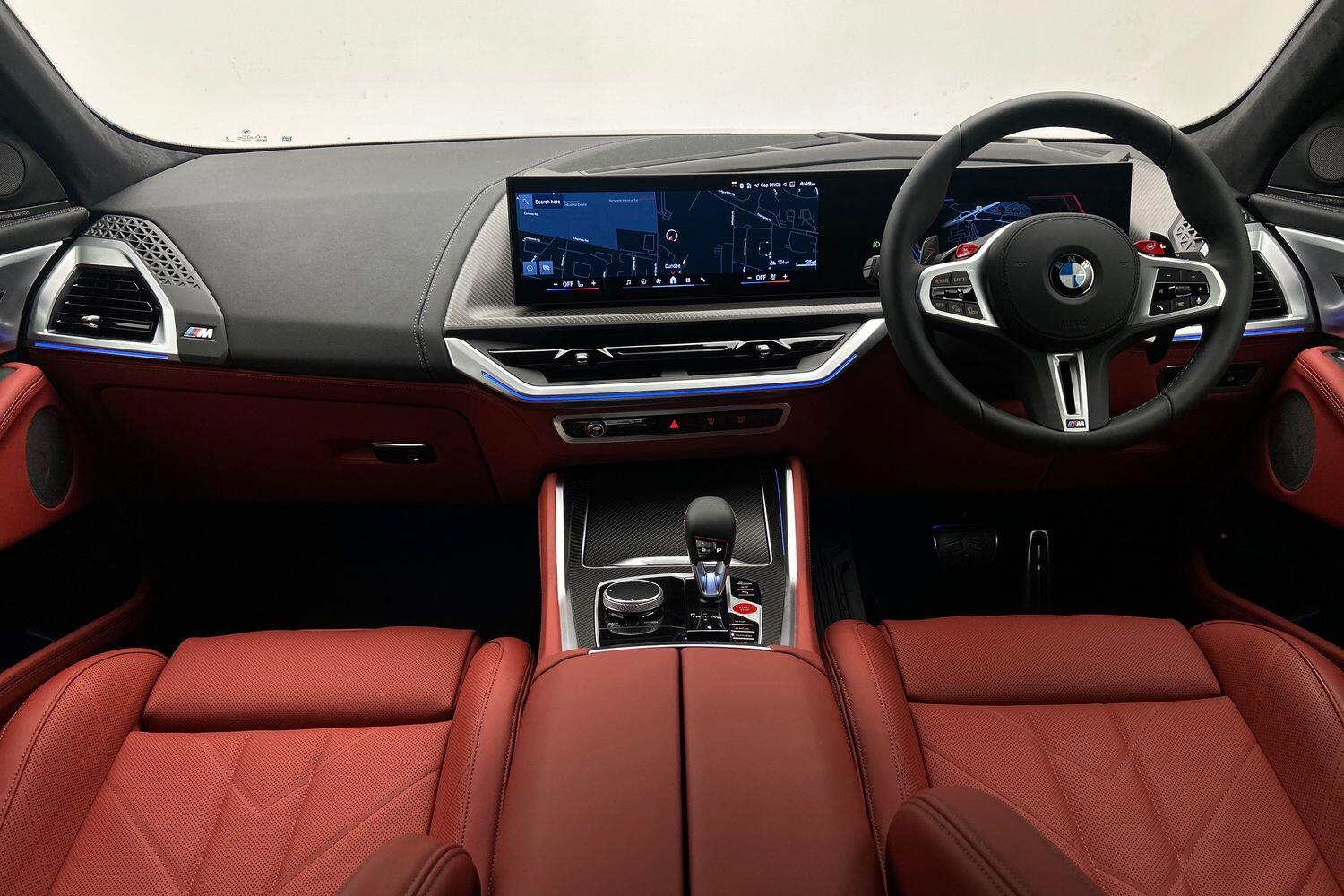 BMW XM view 4