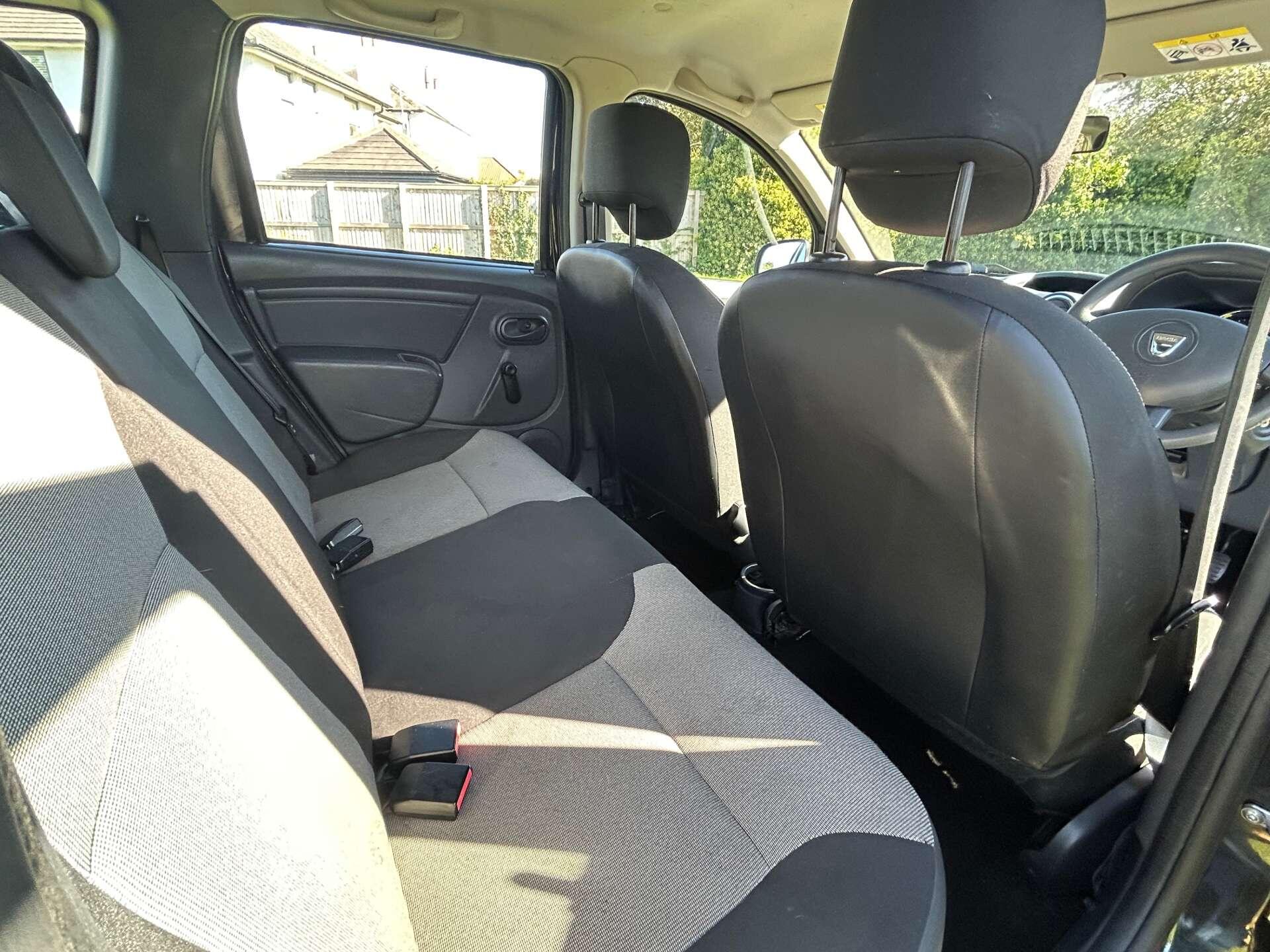 Dacia Duster view 30