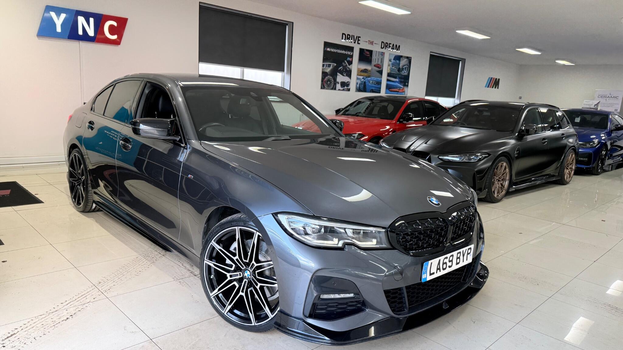 BMW 3 Series view 28