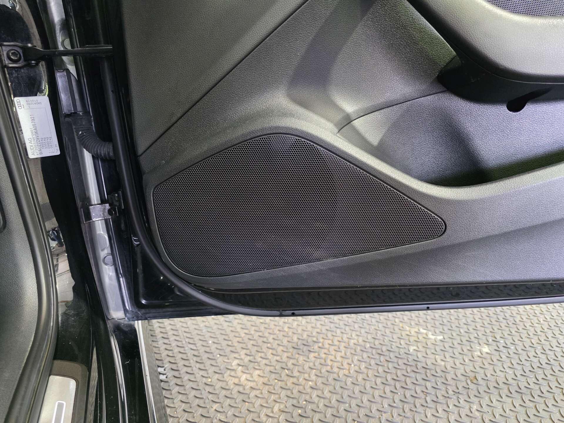 Audi A3 view 16