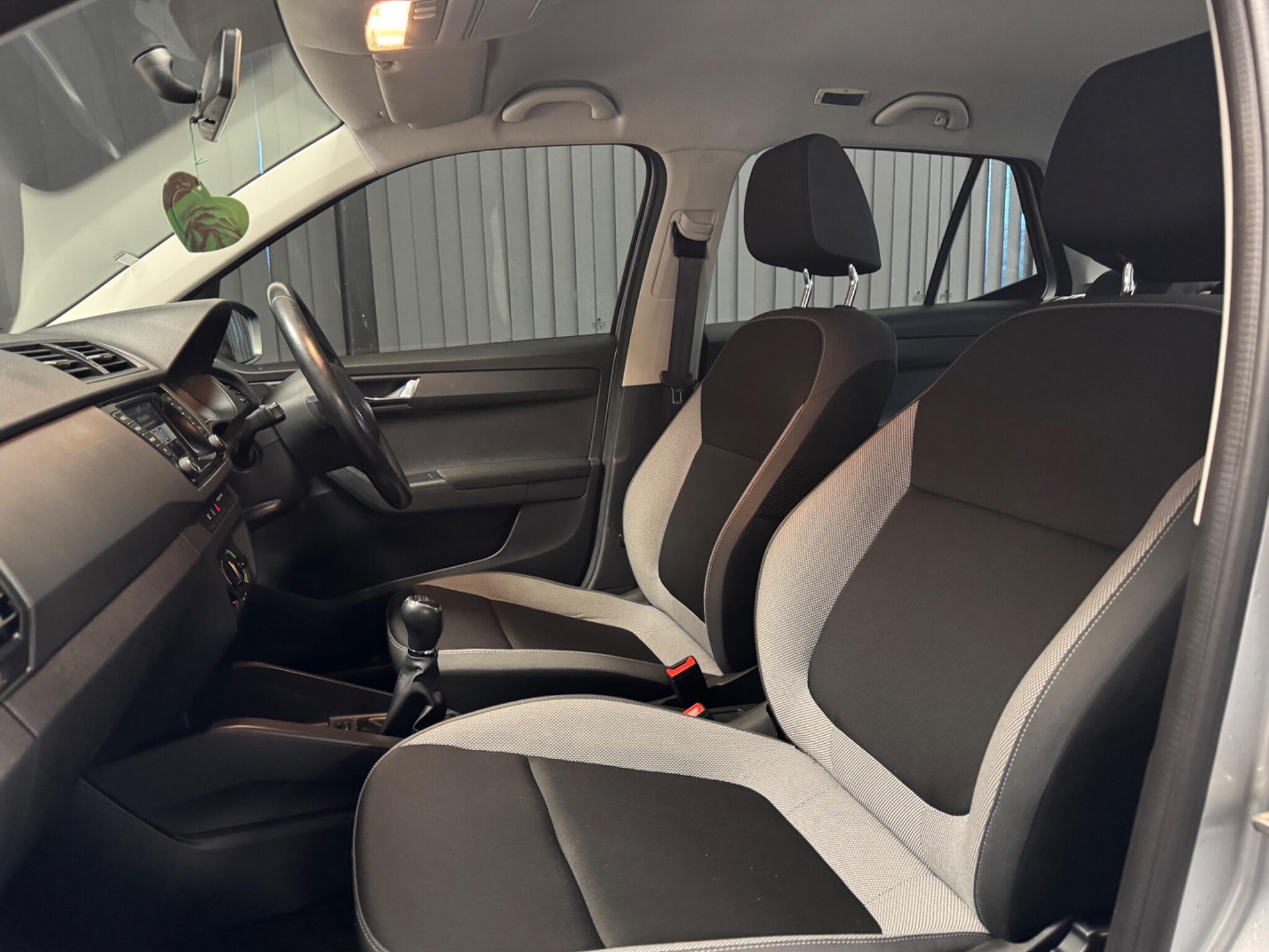 2016 Skoda Fabia 1.2 TSI SE Euro 6 (s/s) 5dr • 33,000 miles image 25