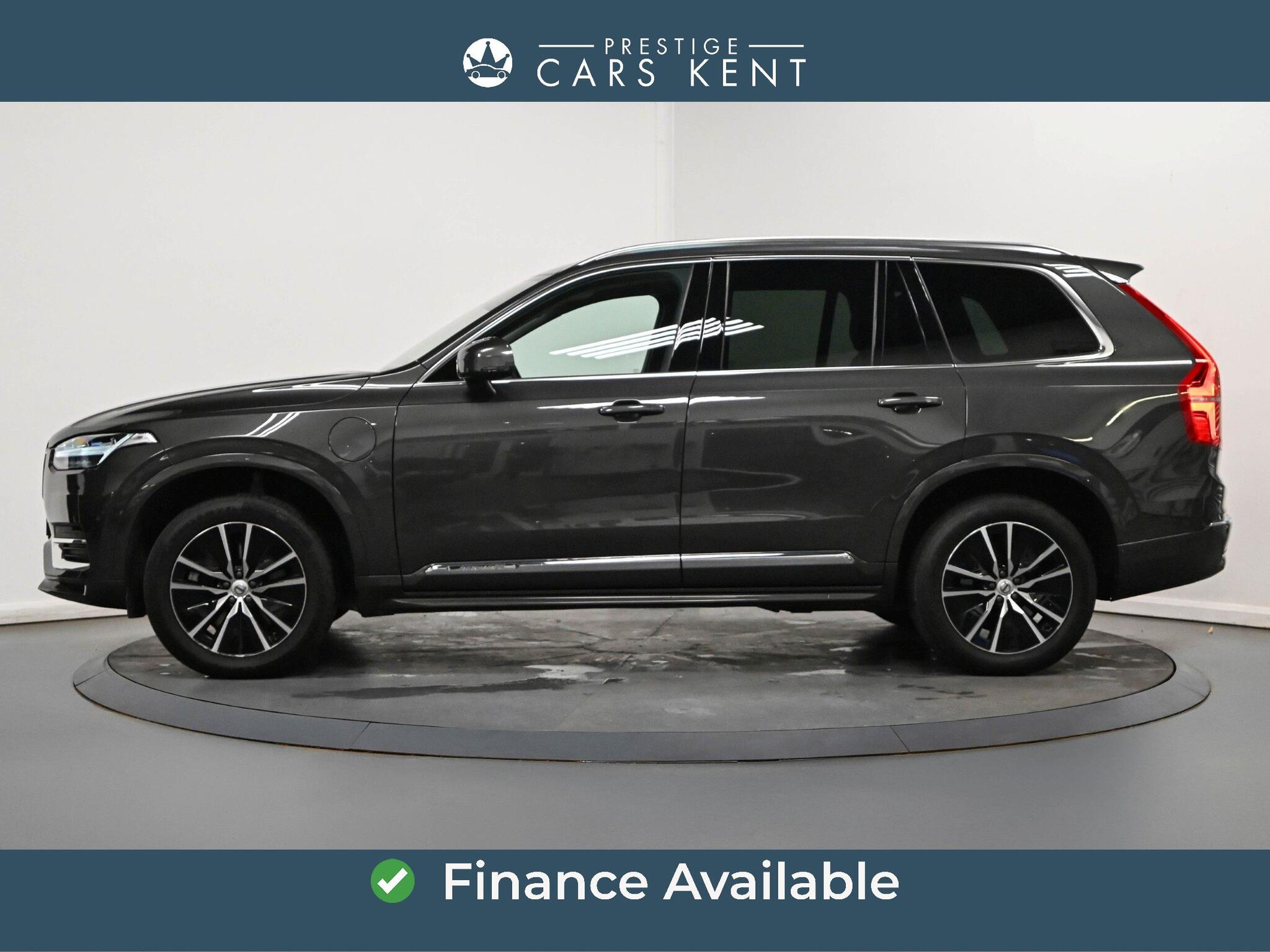 Volvo XC90 view 4