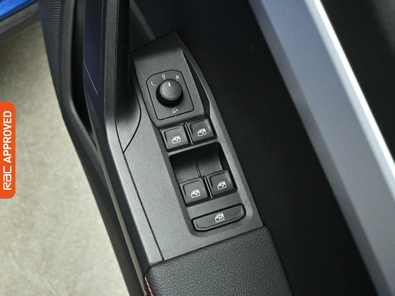 SEAT Arona view 25