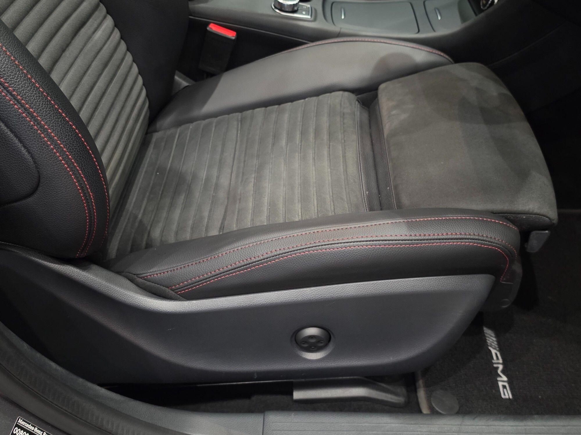 Mercedes-Benz GLA view 67