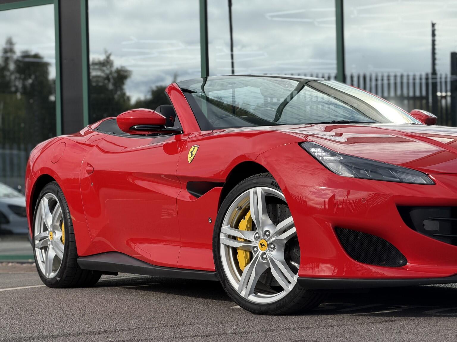 Ferrari Portofino view 12