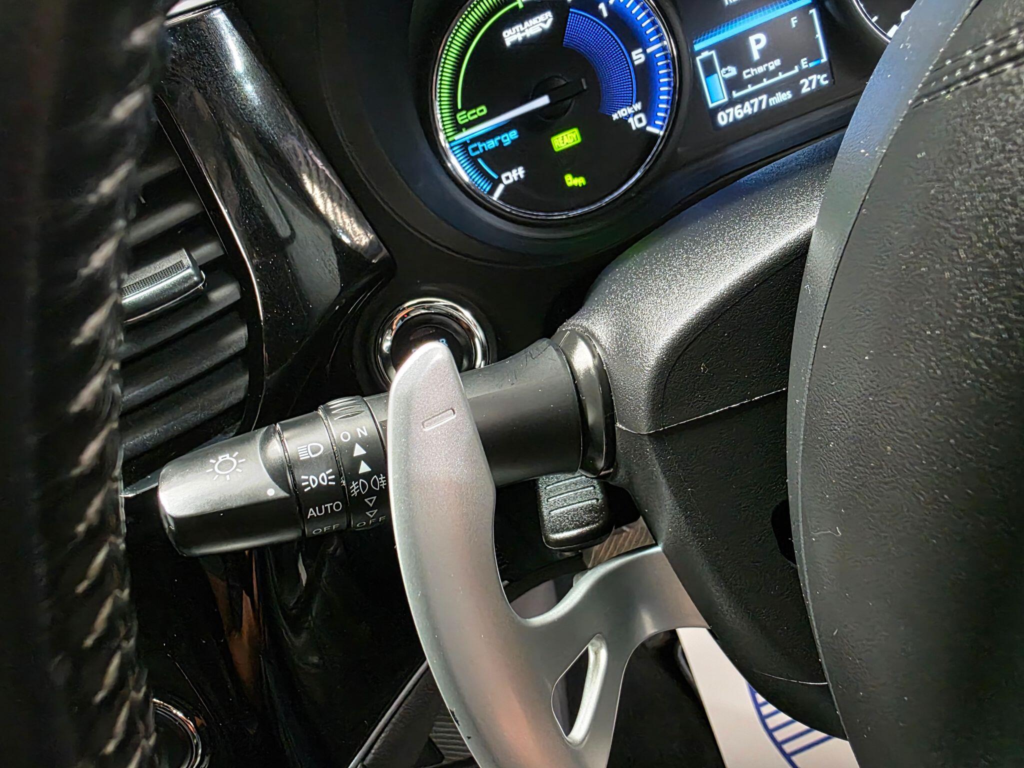 Mitsubishi Outlander view 21