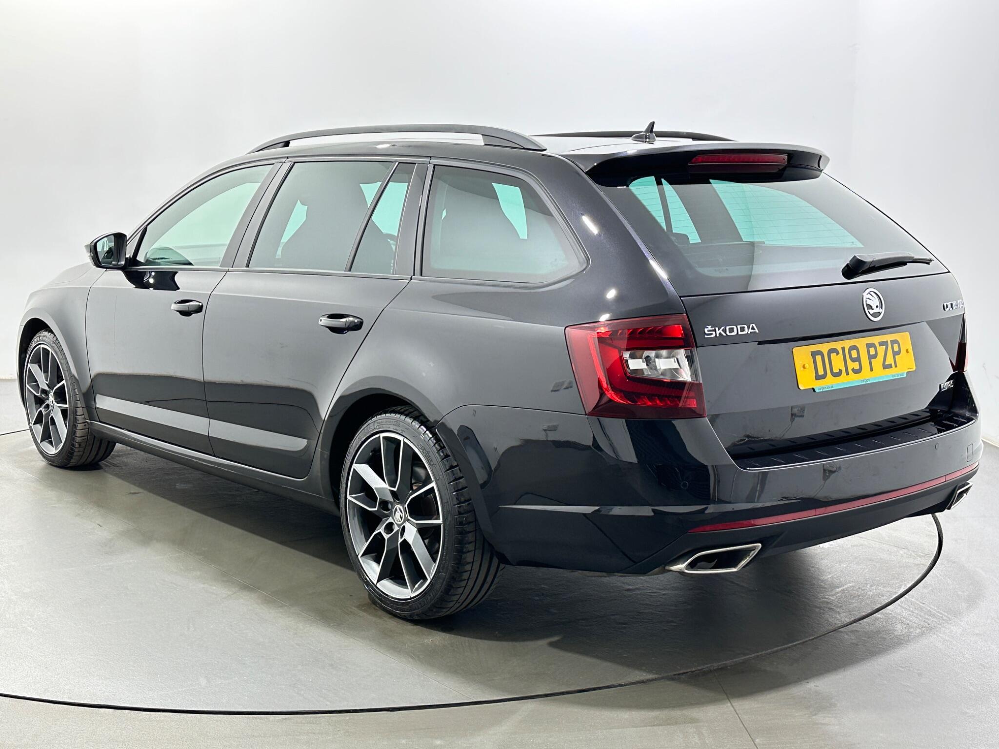 Skoda Octavia view 6