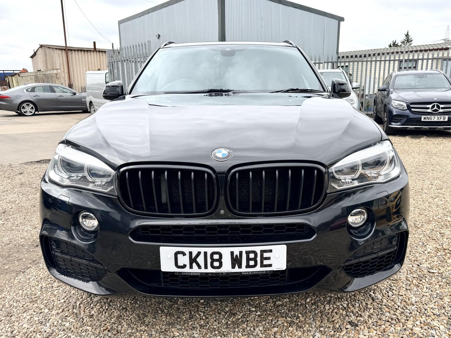 BMW X5 view 12