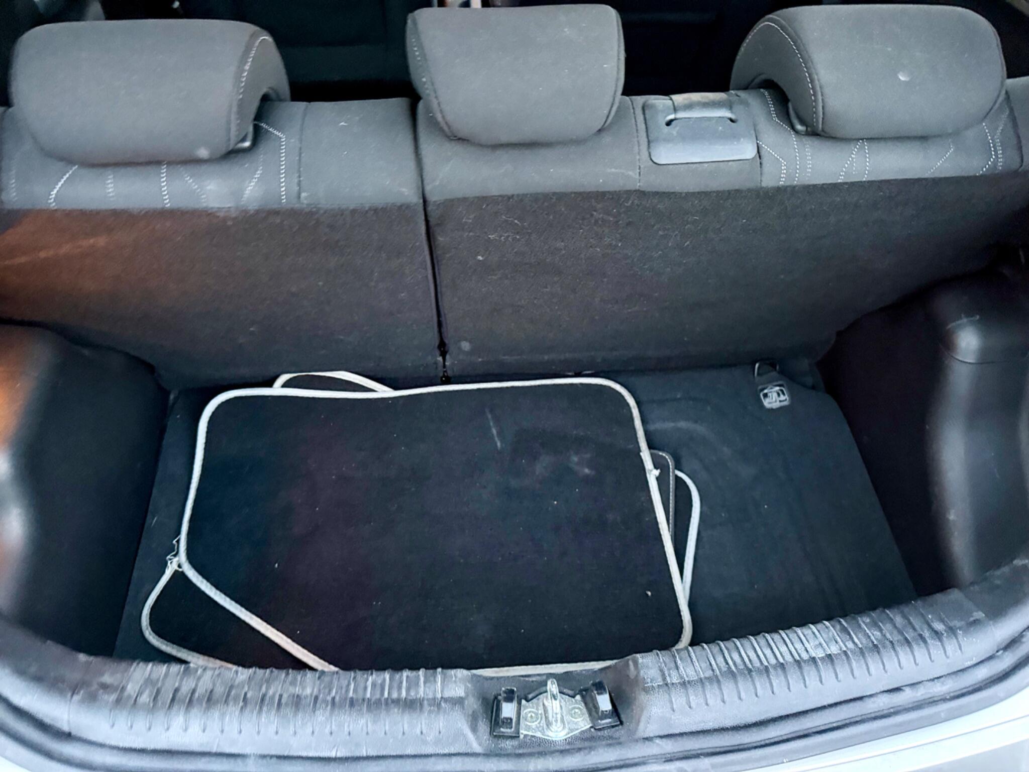 Kia Picanto view 48