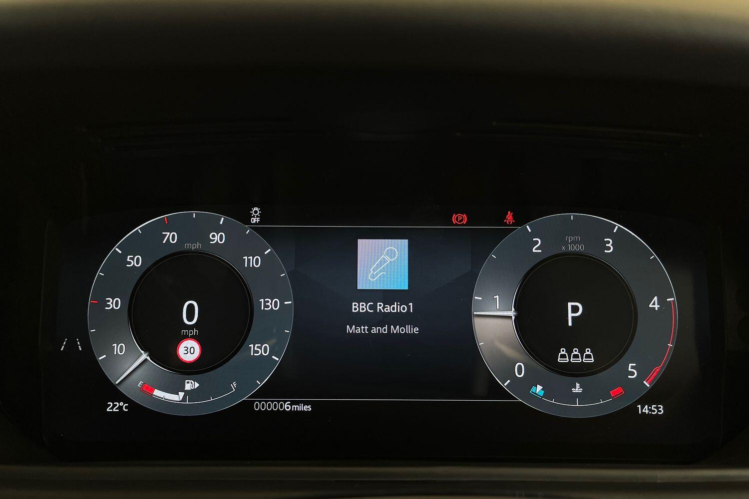 Land Rover Range Rover Velar view 10