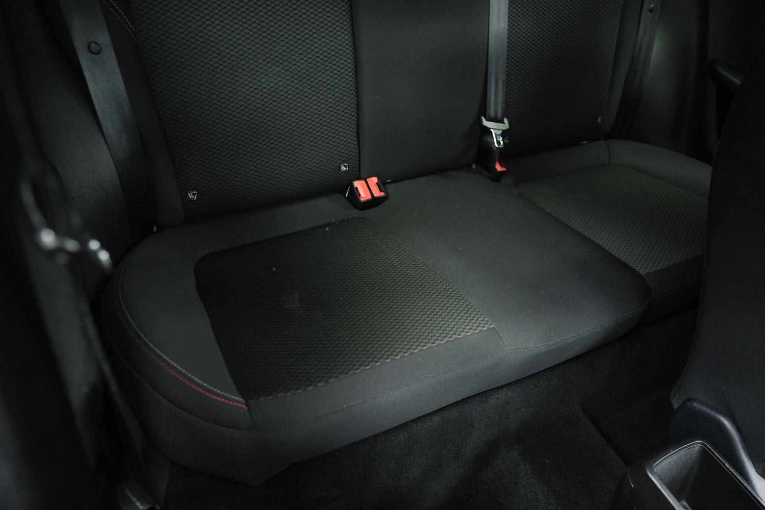 Ford Fiesta view 14
