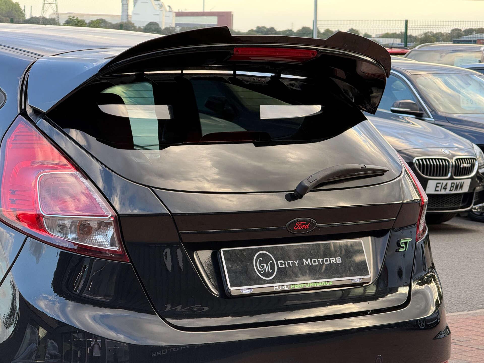 Ford Fiesta view 29