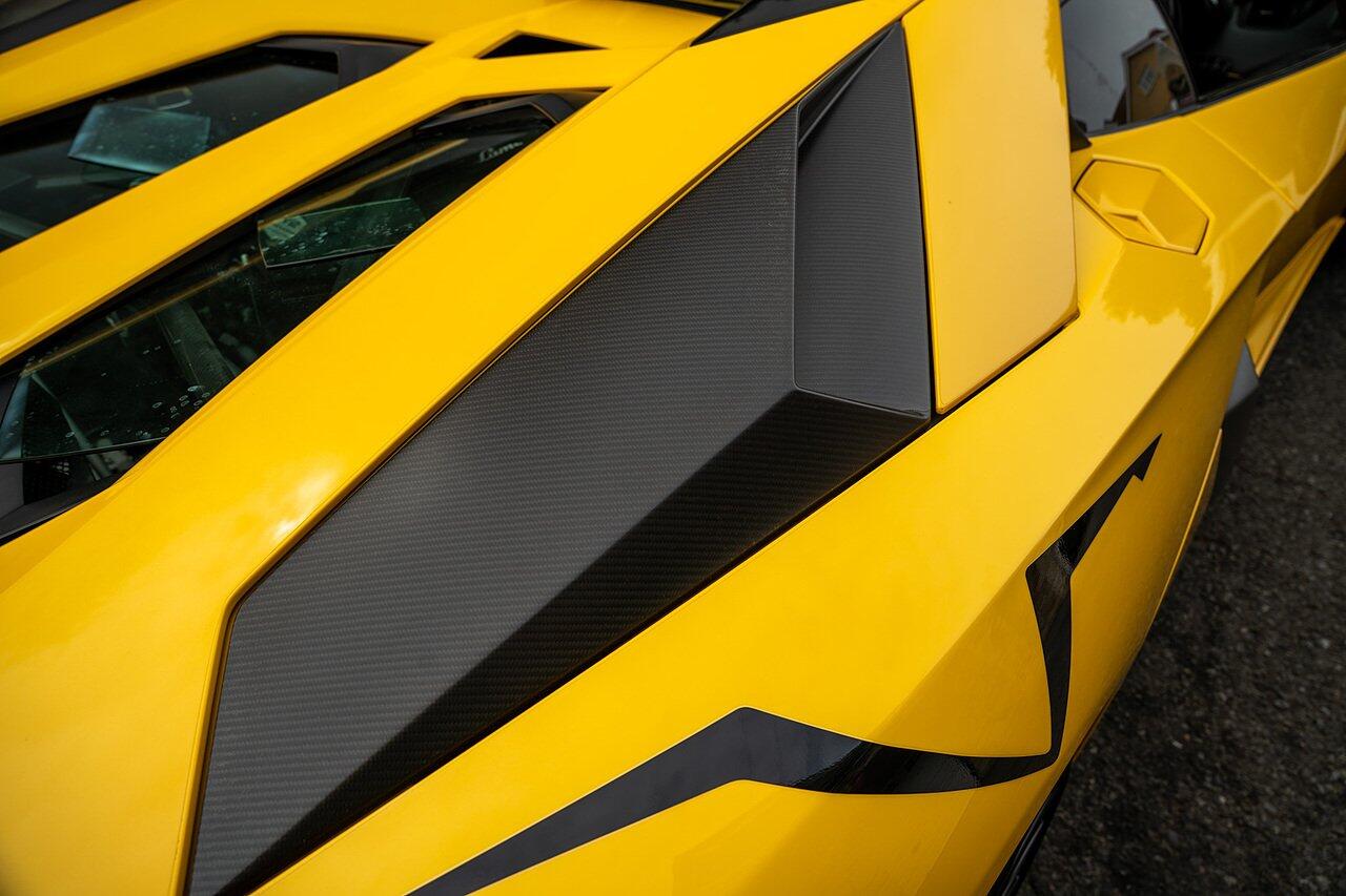 Lamborghini Aventador view 35