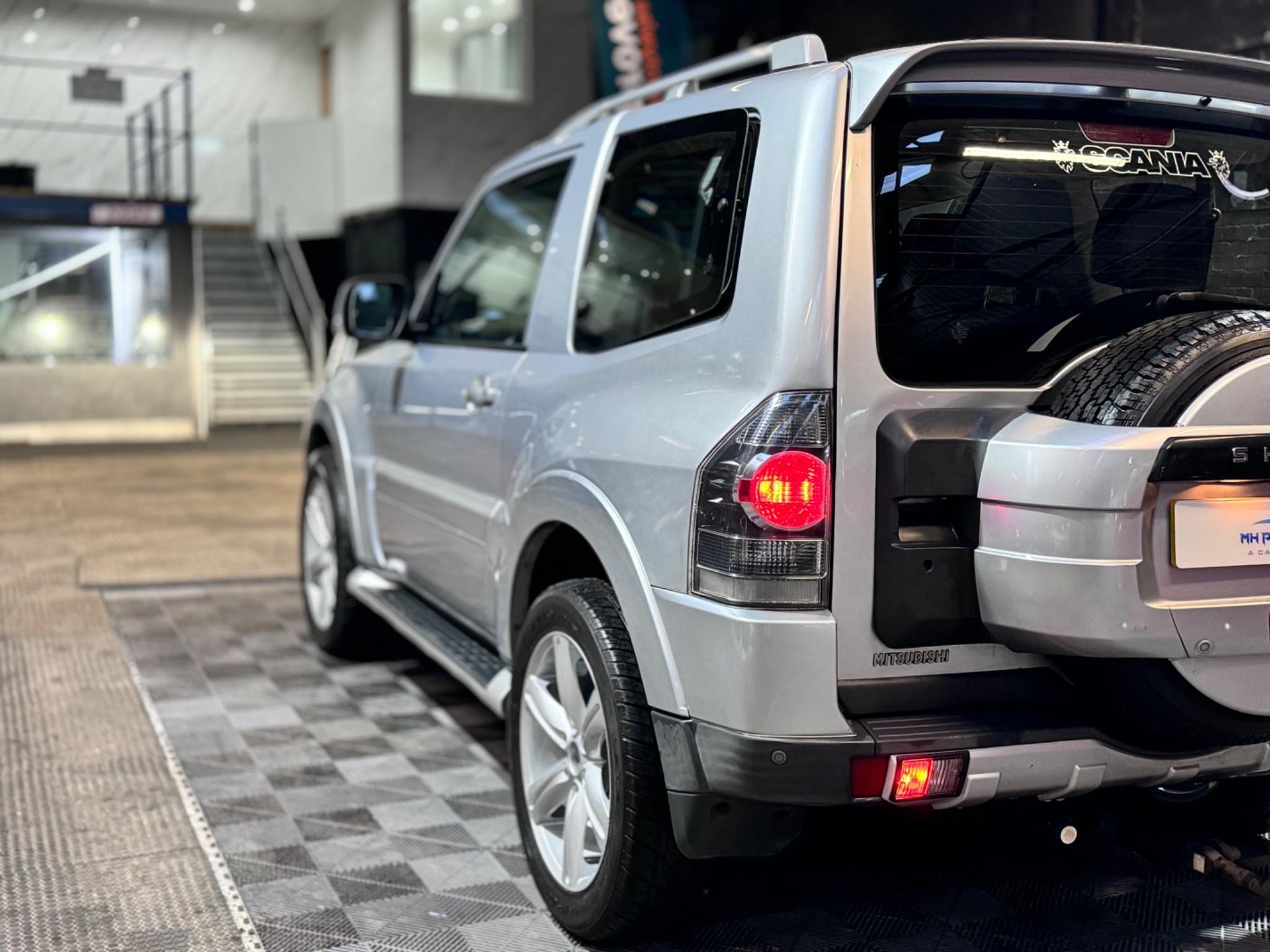 Mitsubishi Shogun view 71