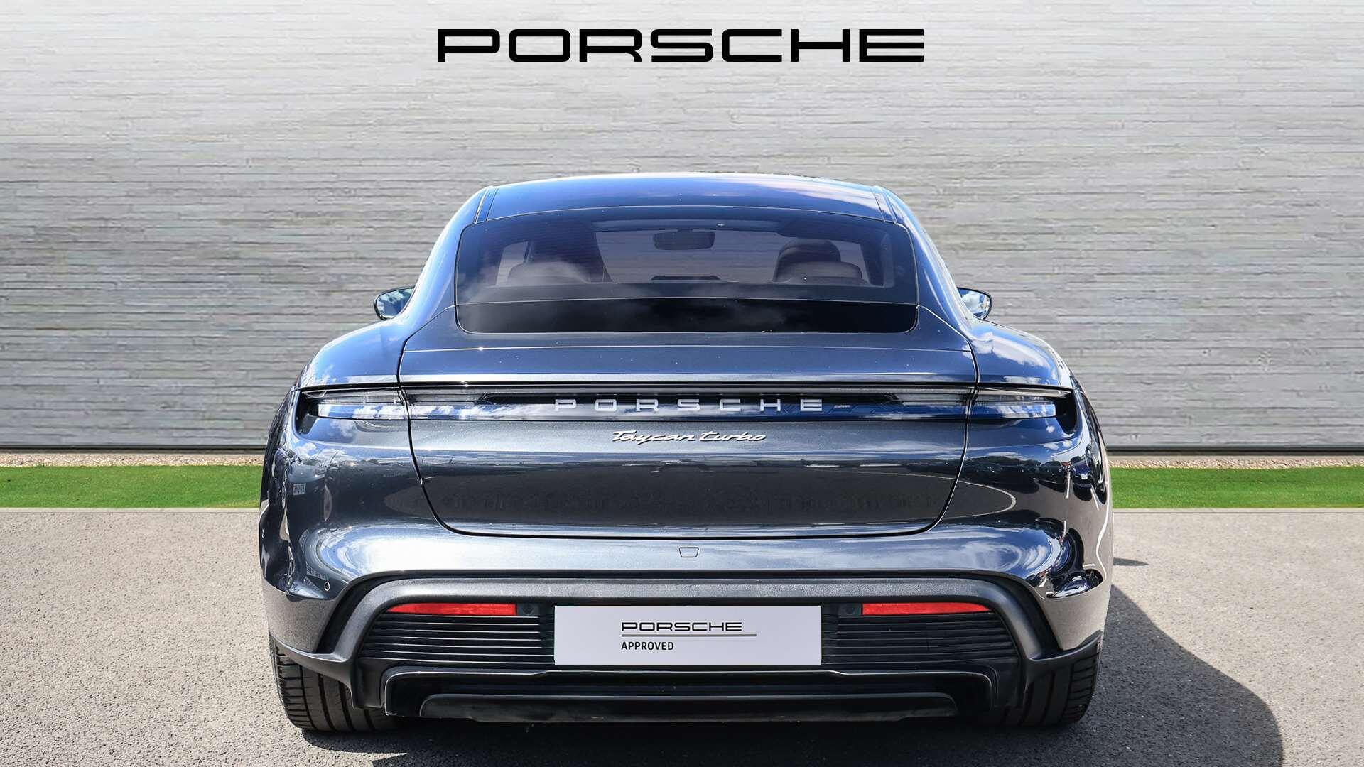 Porsche Taycan view 10