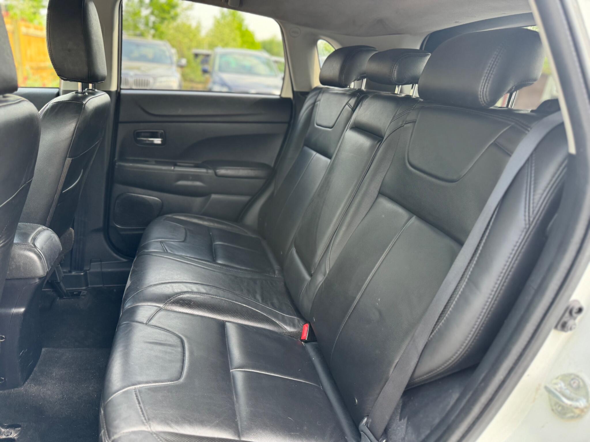 Mitsubishi Asx view 24