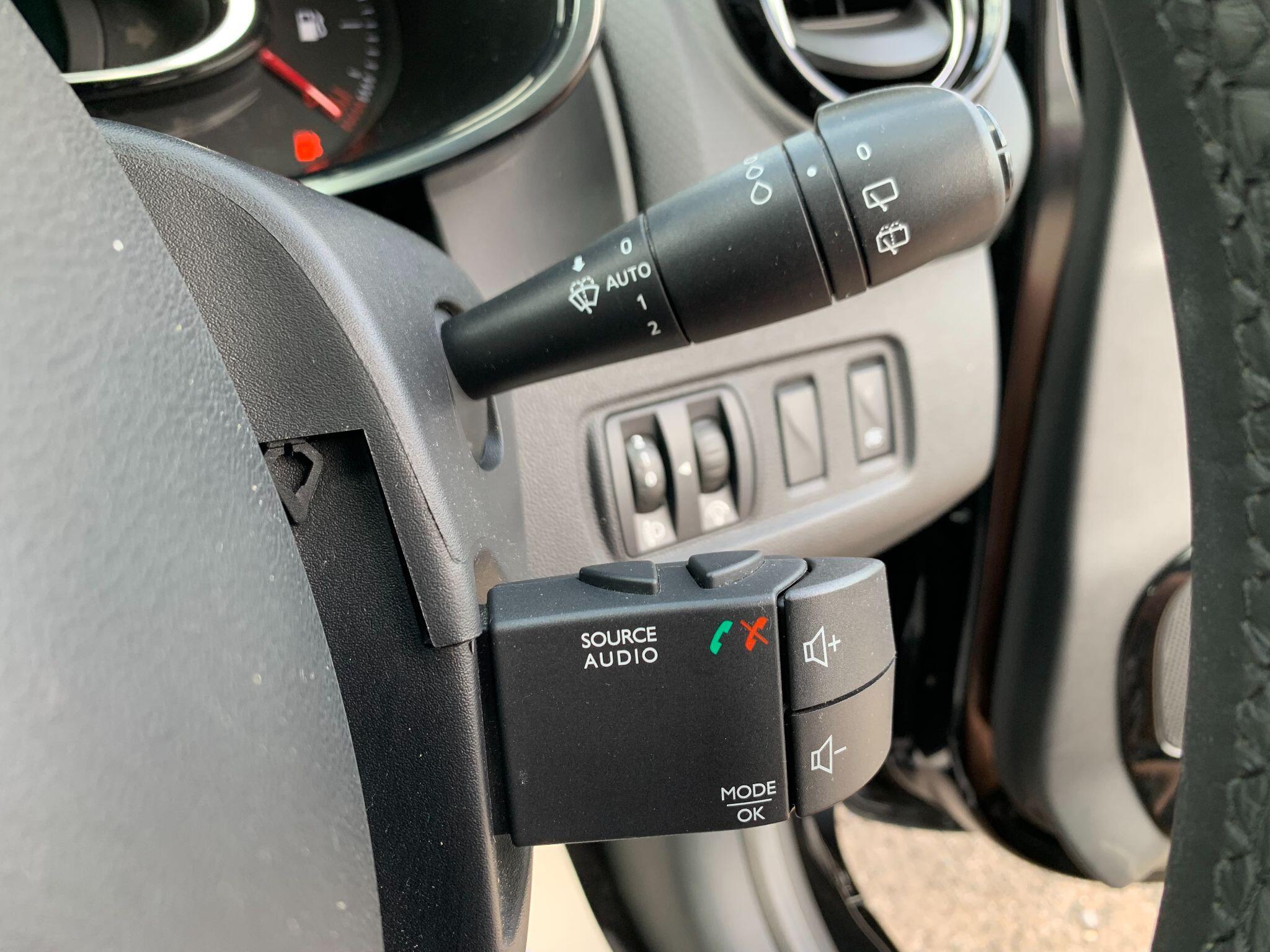 Renault Clio view 42