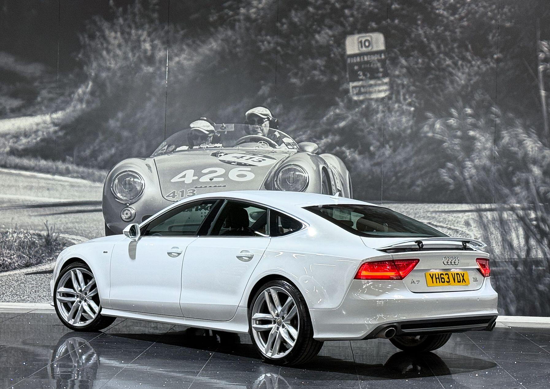 Audi A7 view 3
