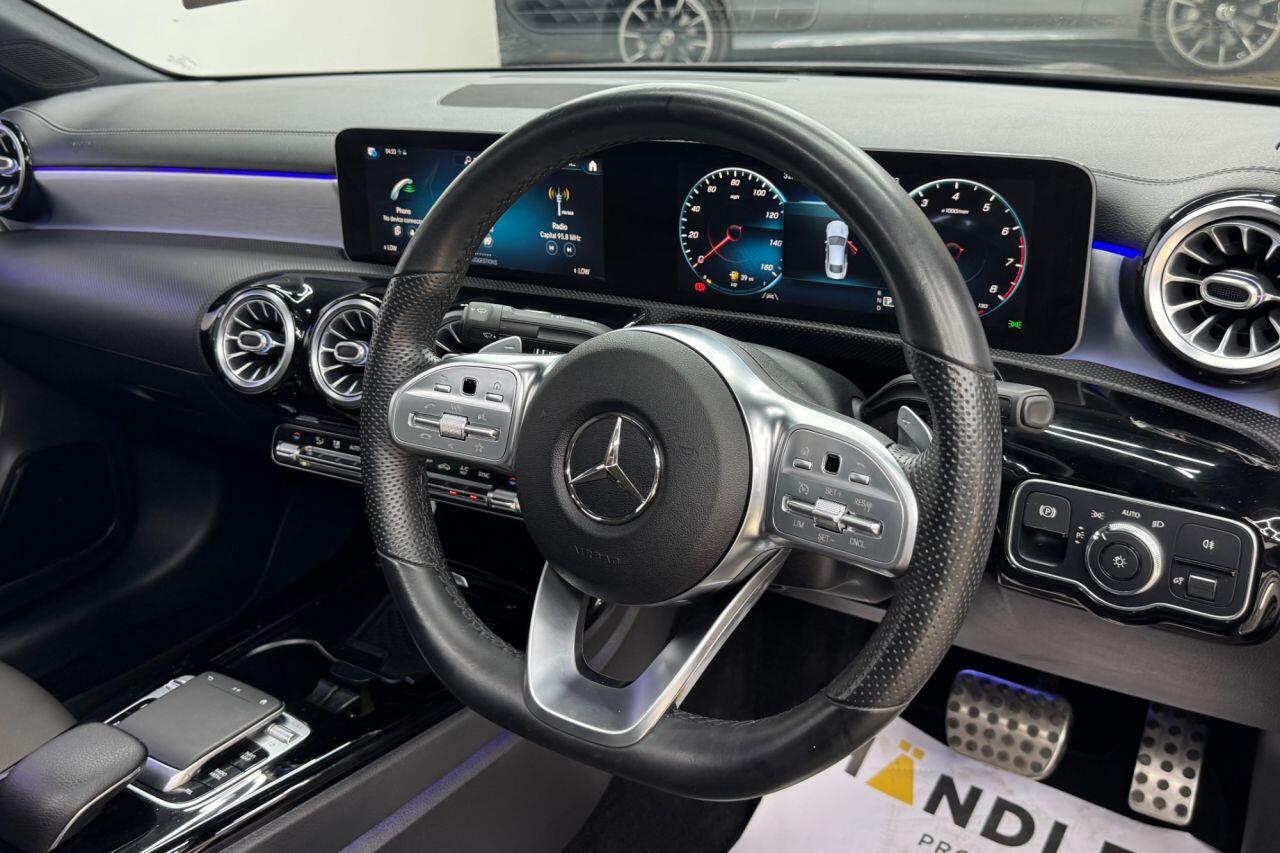 Mercedes-Benz Cla view 19