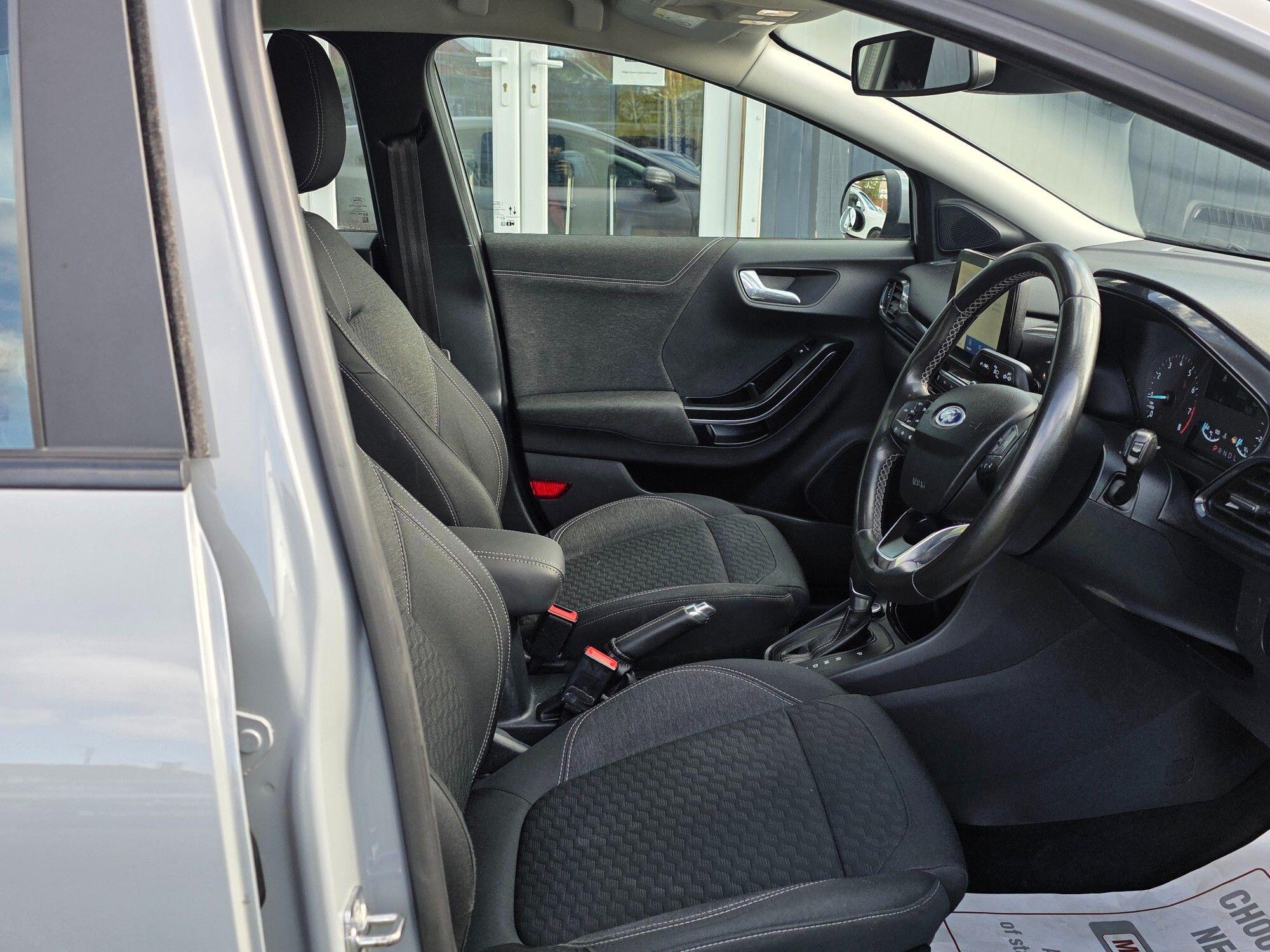 Ford Puma view 15