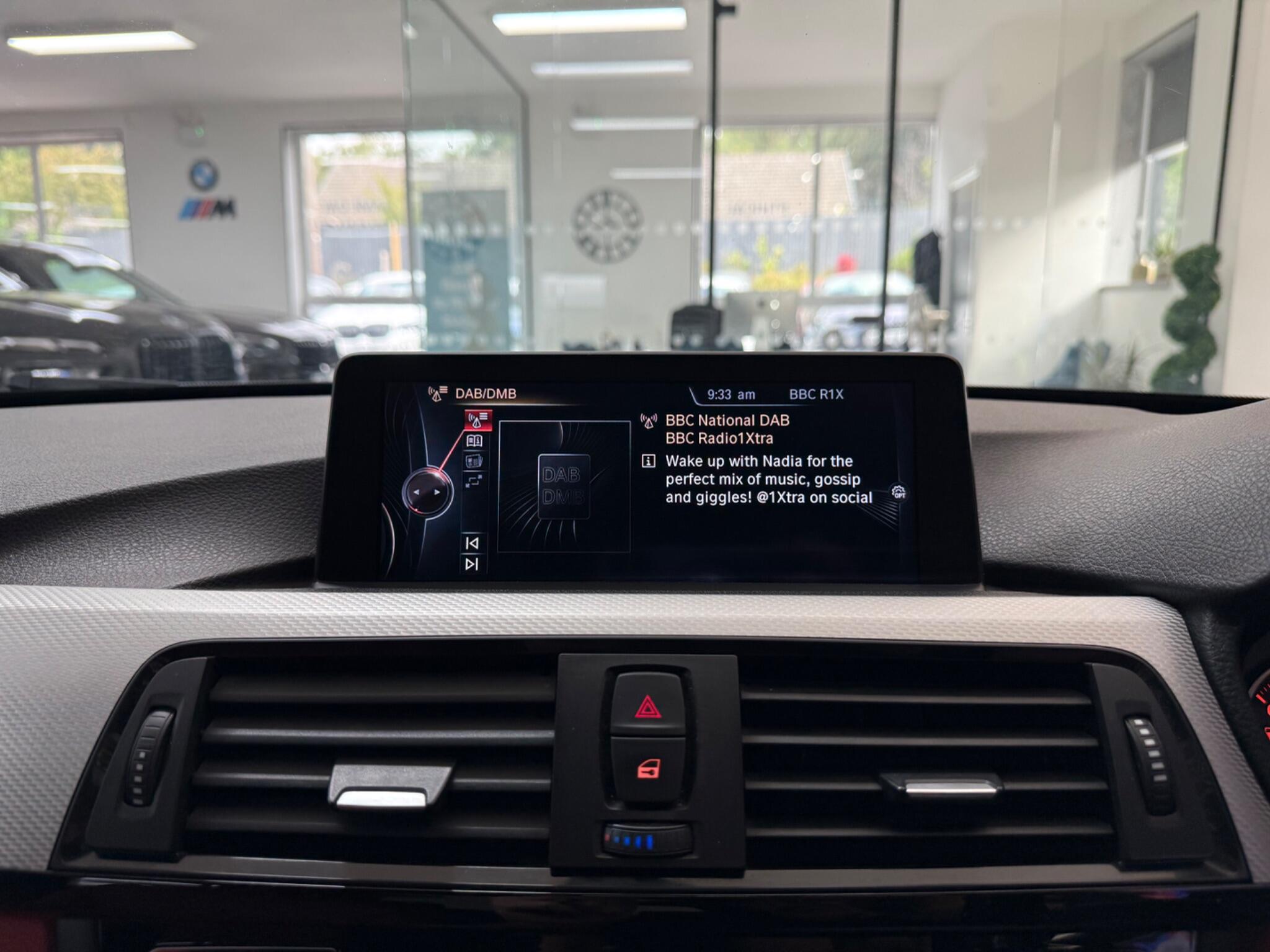 BMW 4 Series view 32