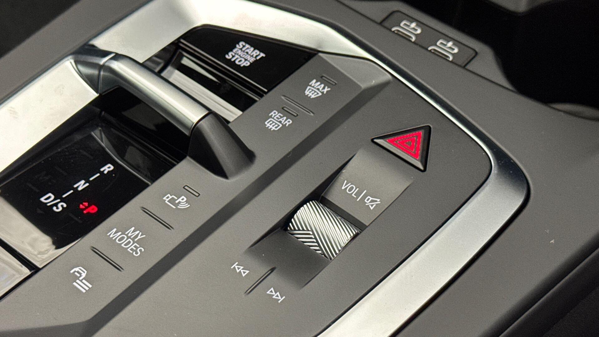 BMW 2 Series view 19