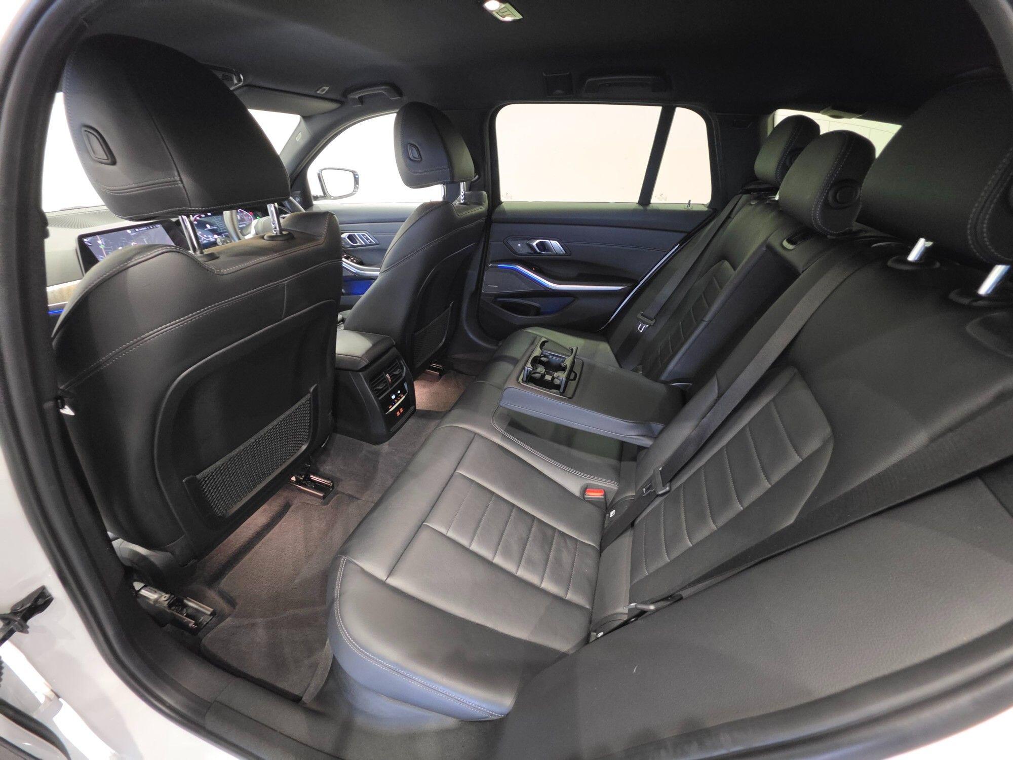 BMW 3 Series view 86