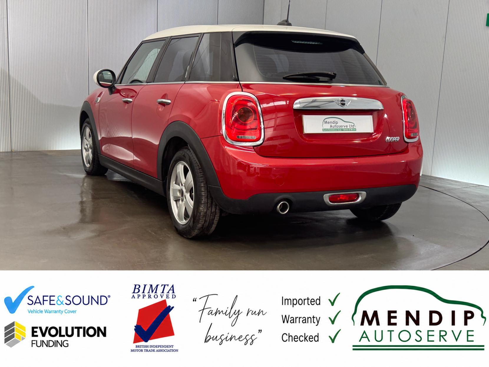 Mini Cooper view 18