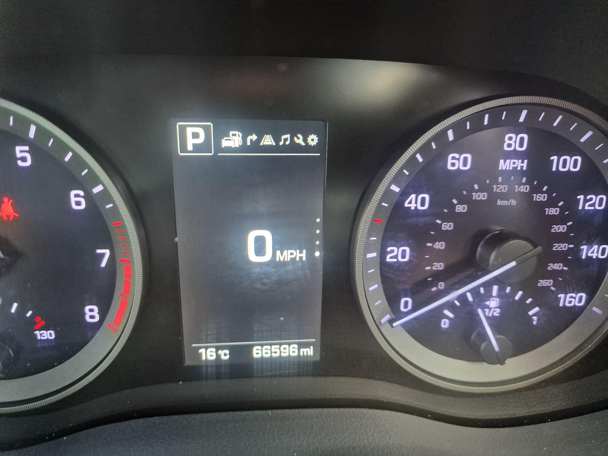 Hyundai Tucson view 64