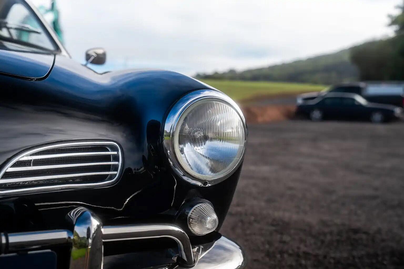 Volkswagen Volkswagen Karmann view 12