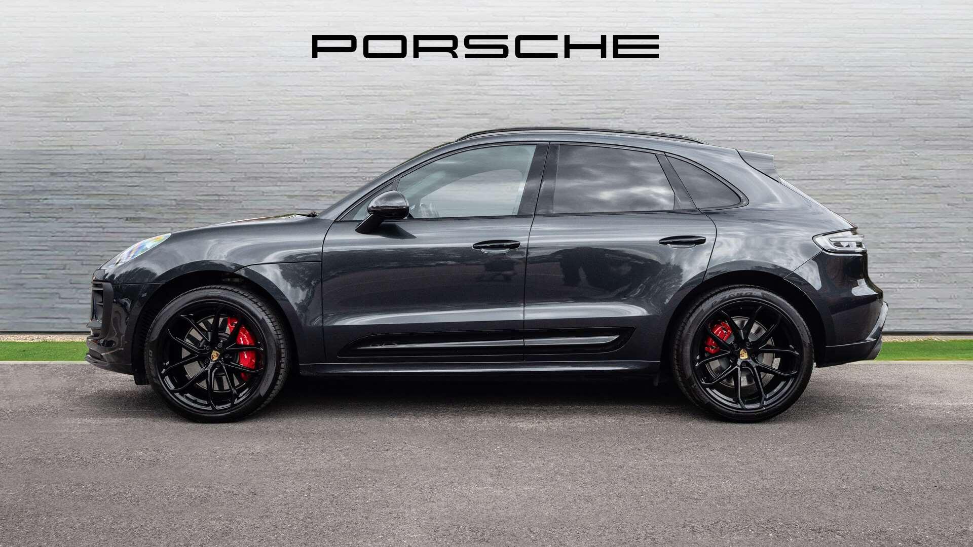 Porsche Macan view 9