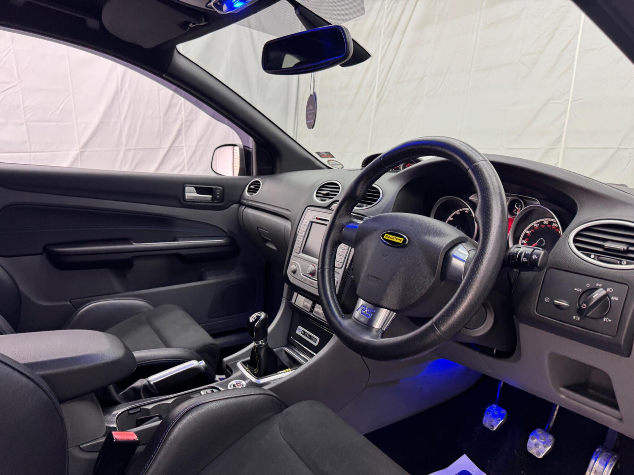 Ford Focus view 26