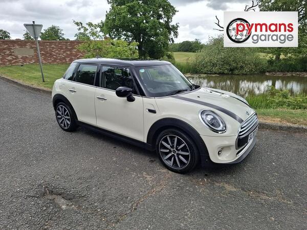 White 2020 MINI Hatchback Hatchback Front-wheel drive Automatic