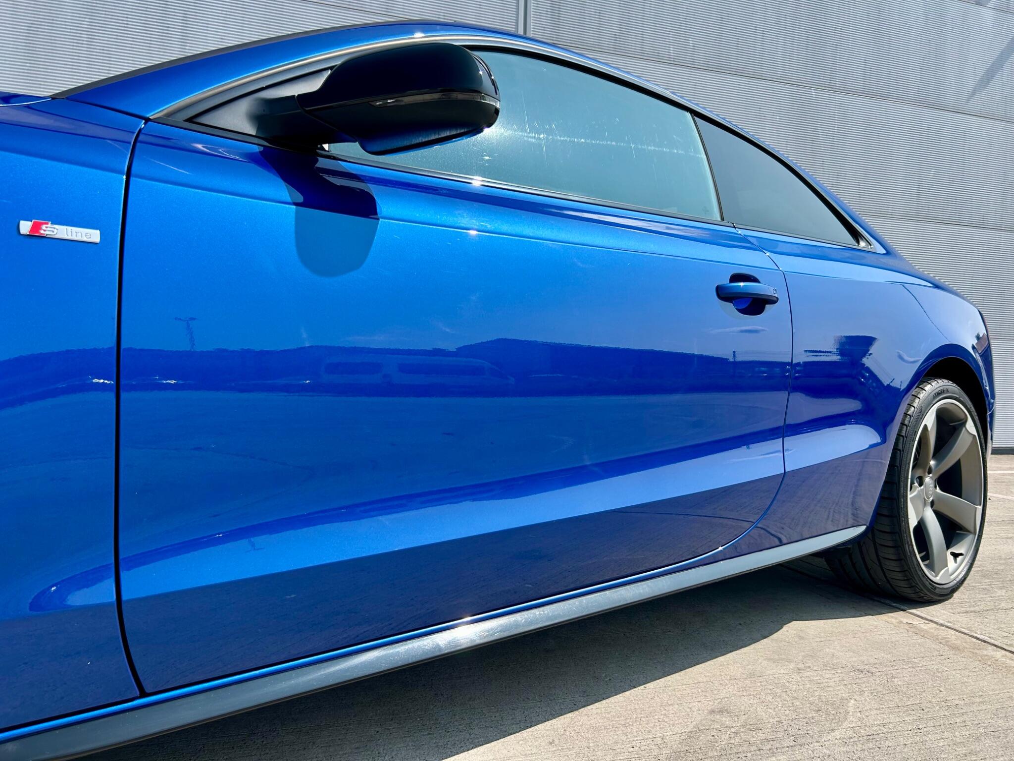 Audi A5 view 9