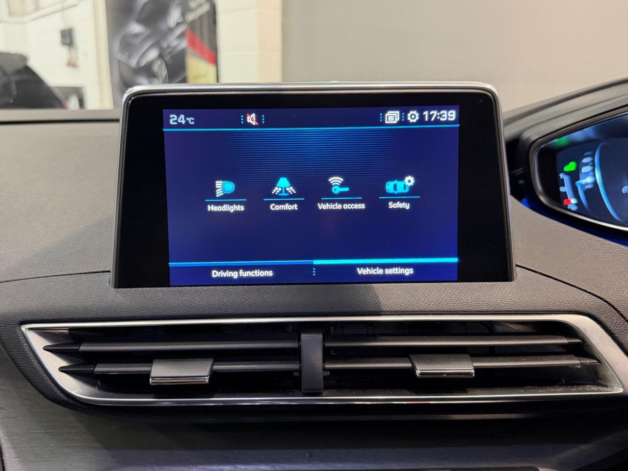 Peugeot 3008 view 25