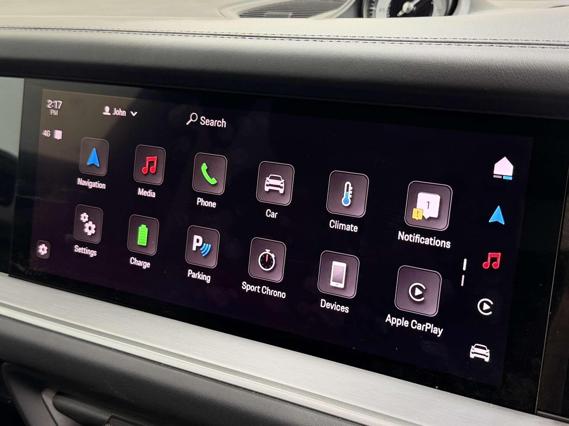 Porsche Cayenne view 45