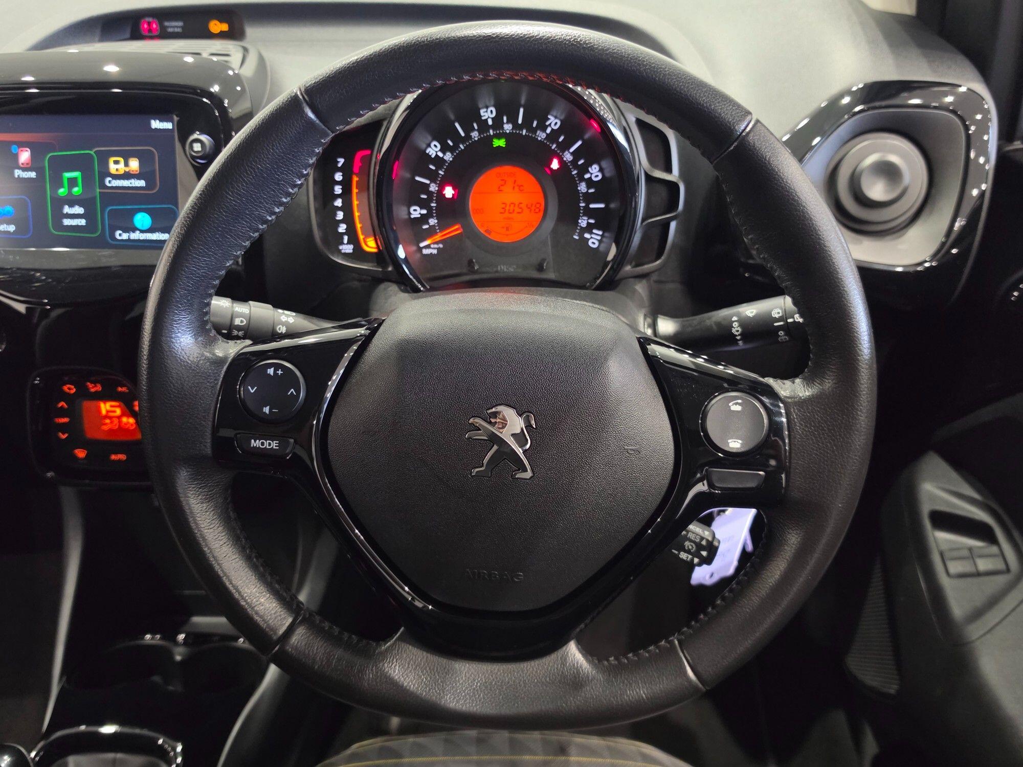 Peugeot 108 view 26
